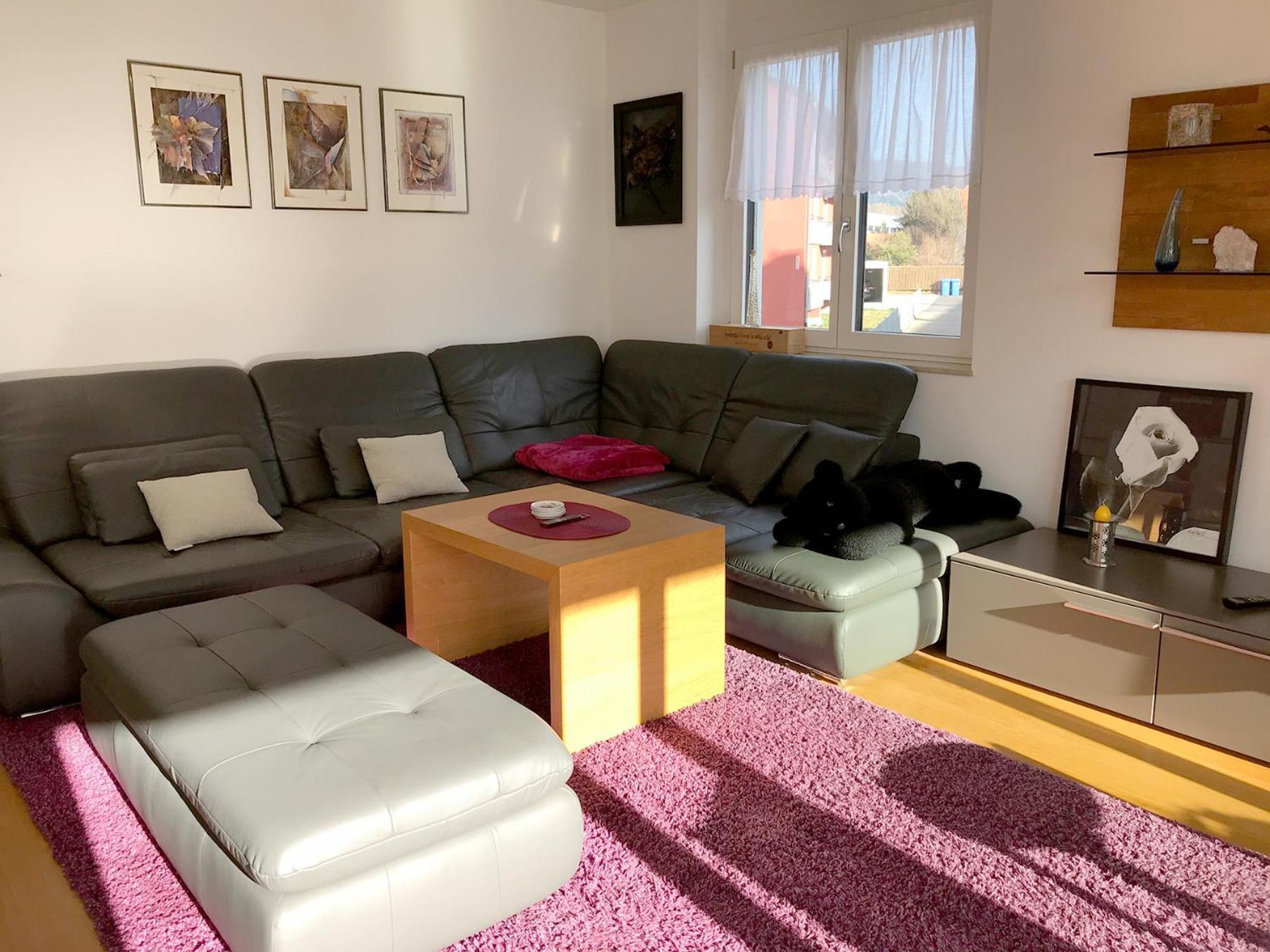 Ferienwohnung Central 1St Floor - Hochwertige Wohnung Mit Balkon Und Aufzug Λιντάου Εξωτερικό φωτογραφία